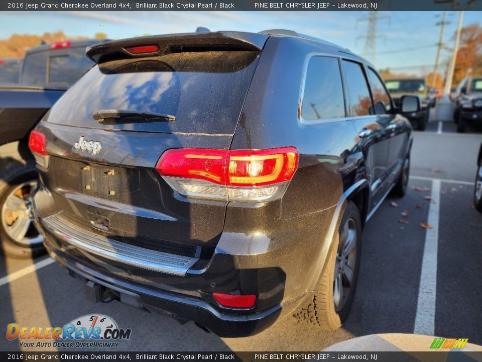 2016 Jeep Grand Cherokee Overland 4x4 Brilliant Black Crystal Pearl / Black Photo #6