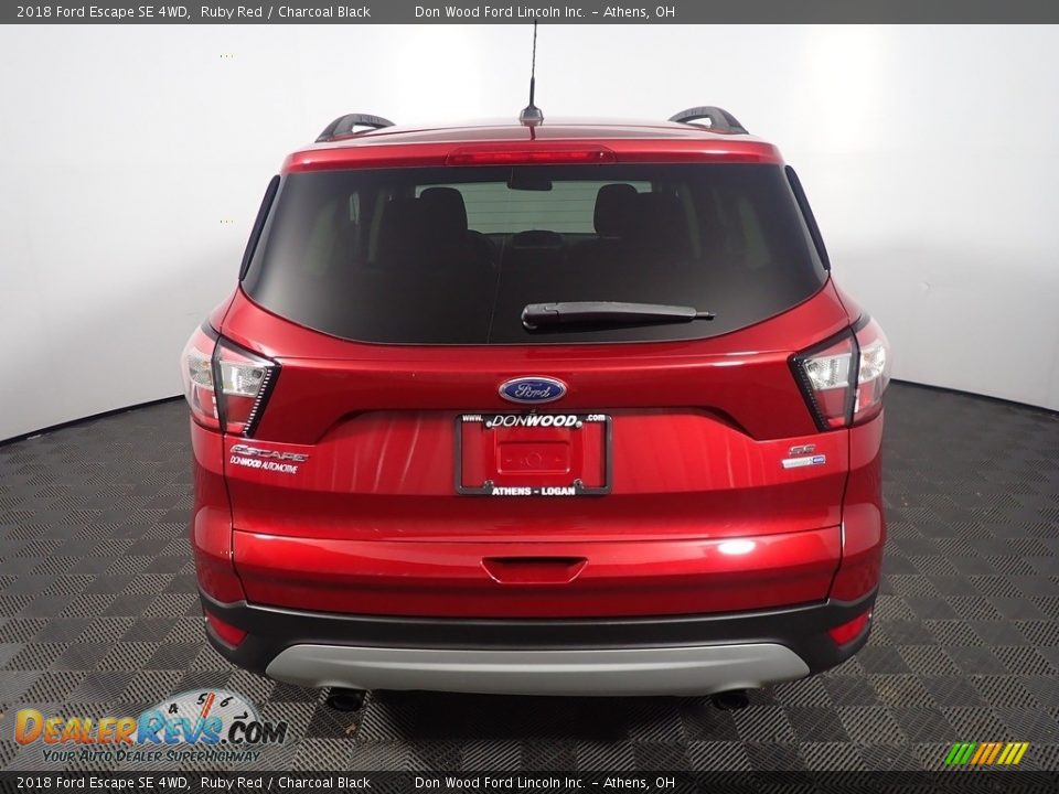 2018 Ford Escape SE 4WD Ruby Red / Charcoal Black Photo #13
