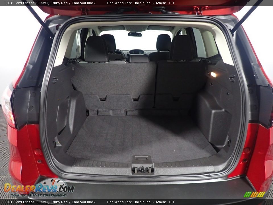 2018 Ford Escape SE 4WD Ruby Red / Charcoal Black Photo #15