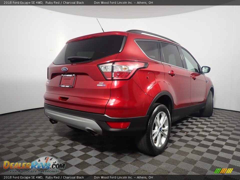 2018 Ford Escape SE 4WD Ruby Red / Charcoal Black Photo #16