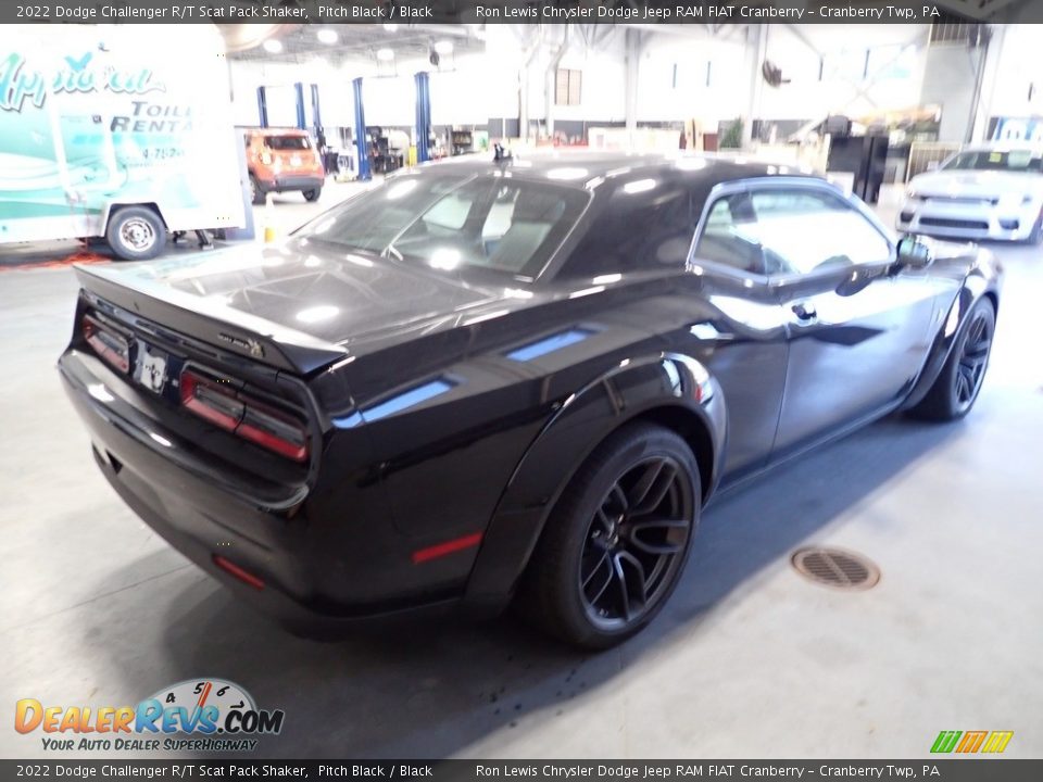 2022 Dodge Challenger R/T Scat Pack Shaker Pitch Black / Black Photo #5