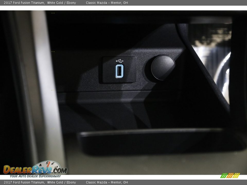 2017 Ford Fusion Titanium White Gold / Ebony Photo #15