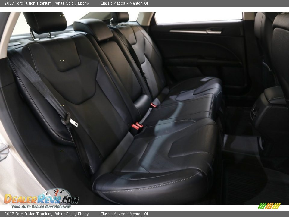 2017 Ford Fusion Titanium White Gold / Ebony Photo #18