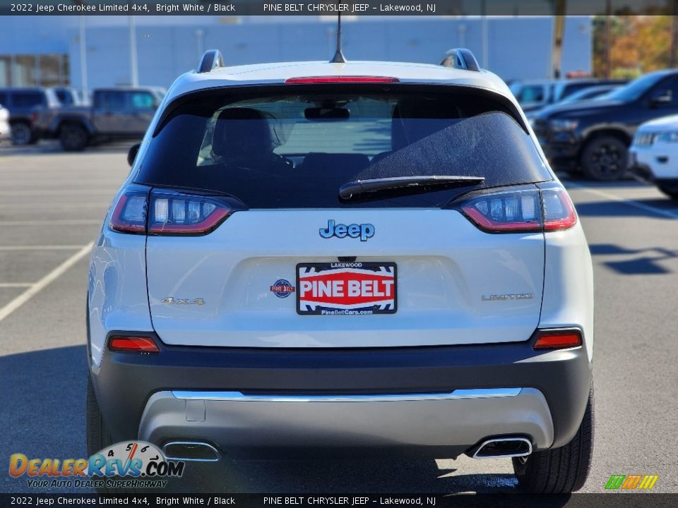 2022 Jeep Cherokee Limited 4x4 Bright White / Black Photo #5