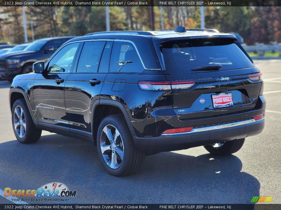 2022 Jeep Grand Cherokee 4XE Hybrid Diamond Black Crystal Pearl / Global Black Photo #4