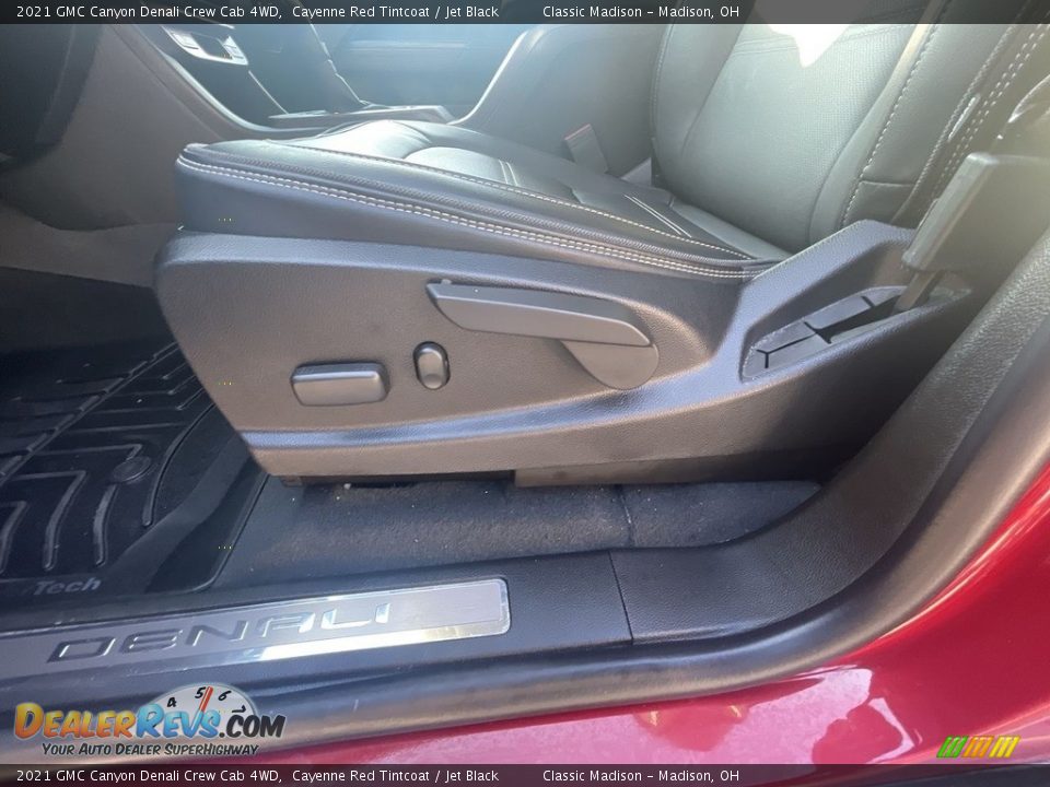 2021 GMC Canyon Denali Crew Cab 4WD Cayenne Red Tintcoat / Jet Black Photo #8