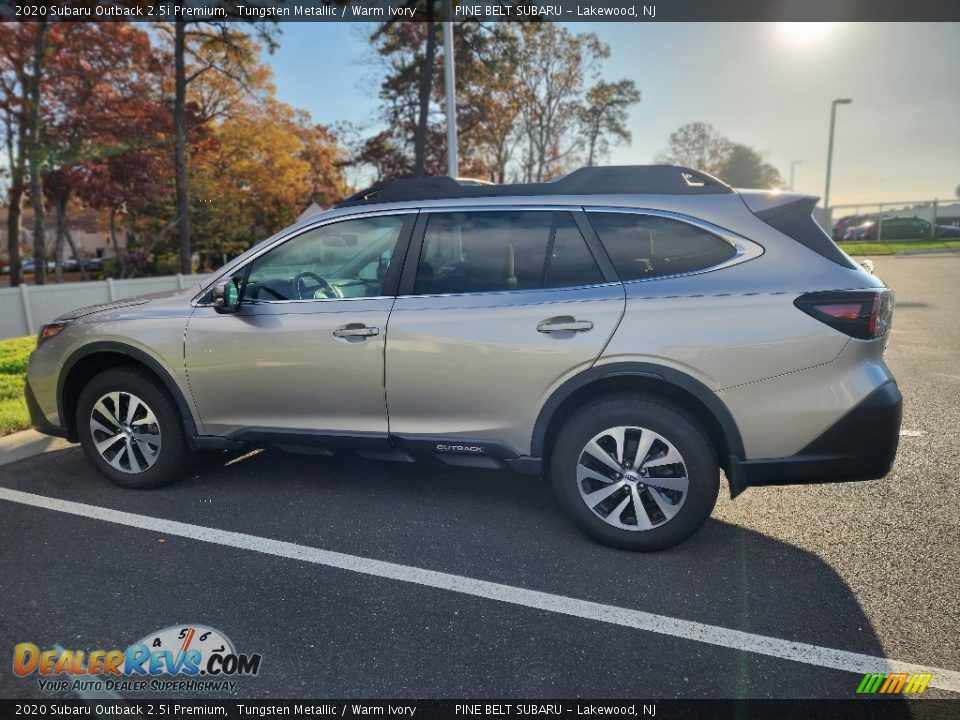 2020 Subaru Outback 2.5i Premium Tungsten Metallic / Warm Ivory Photo #9