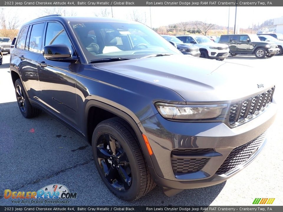 2023 Jeep Grand Cherokee Altitude 4x4 Baltic Gray Metallic / Global Black Photo #7