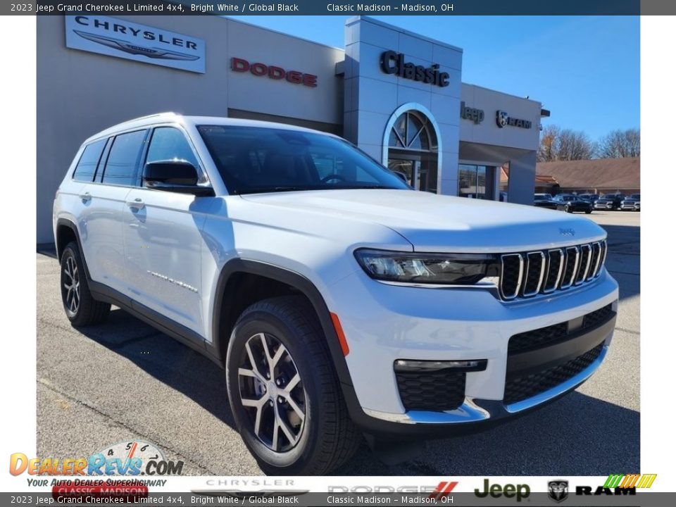 2023 Jeep Grand Cherokee L Limited 4x4 Bright White / Global Black Photo #1