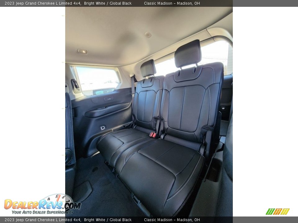 2023 Jeep Grand Cherokee L Limited 4x4 Bright White / Global Black Photo #4