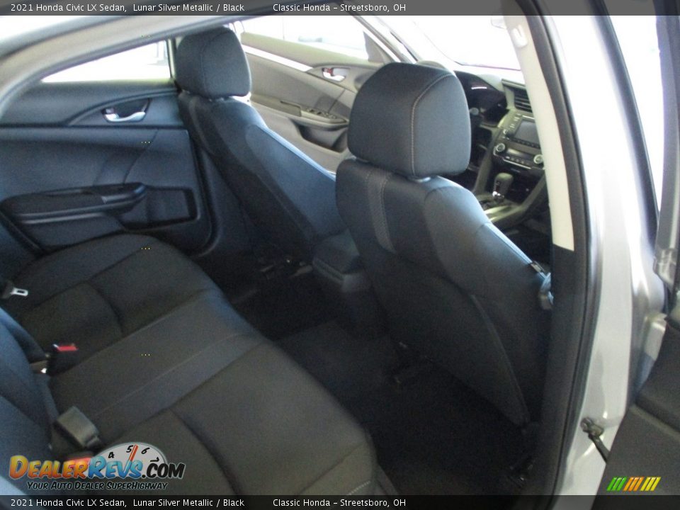 2021 Honda Civic LX Sedan Lunar Silver Metallic / Black Photo #18