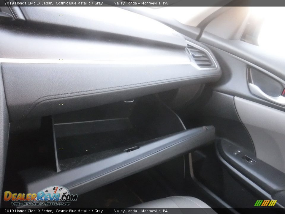 2019 Honda Civic LX Sedan Cosmic Blue Metallic / Gray Photo #21
