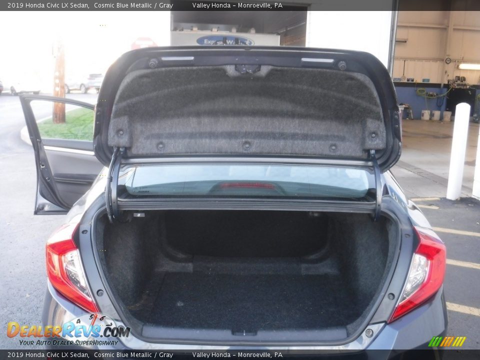 2019 Honda Civic LX Sedan Cosmic Blue Metallic / Gray Photo #22