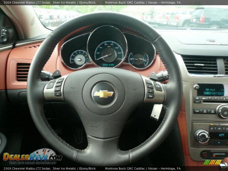 2009 Chevrolet Malibu LTZ Sedan Silver Ice Metallic / Ebony/Brick Photo #13