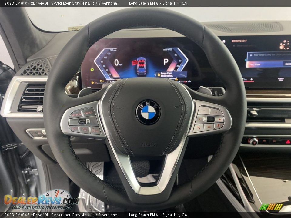 2023 BMW X7 xDrive40i Steering Wheel Photo #14