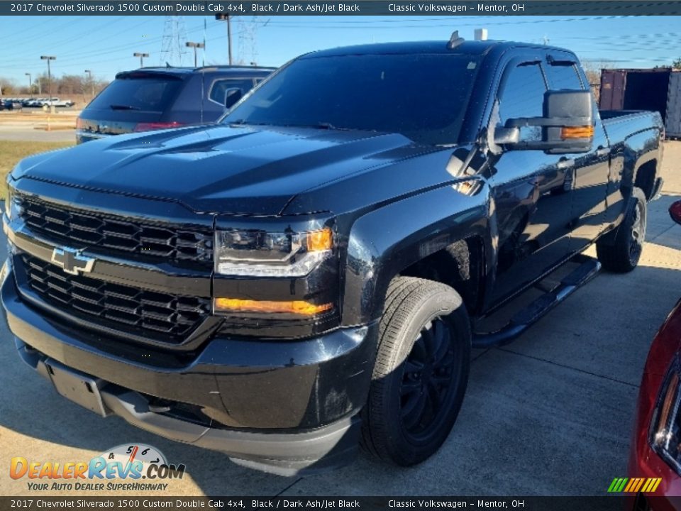 2017 Chevrolet Silverado 1500 Custom Double Cab 4x4 Black / Dark Ash/Jet Black Photo #1