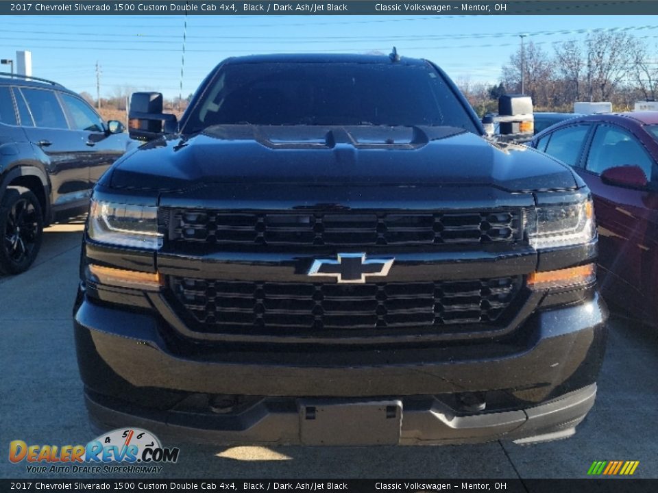 2017 Chevrolet Silverado 1500 Custom Double Cab 4x4 Black / Dark Ash/Jet Black Photo #3