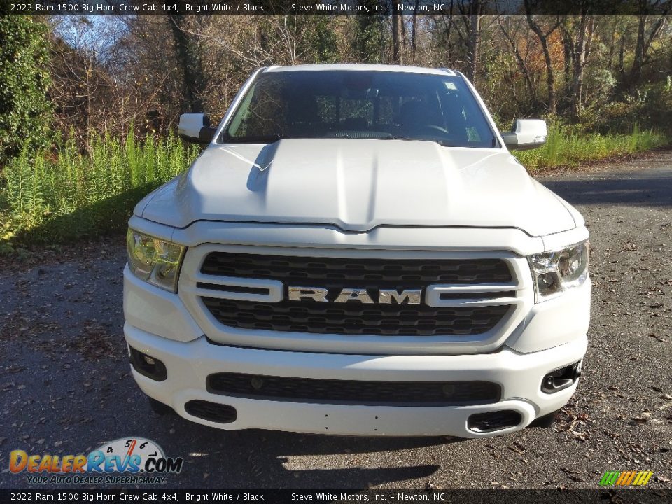 2022 Ram 1500 Big Horn Crew Cab 4x4 Bright White / Black Photo #3