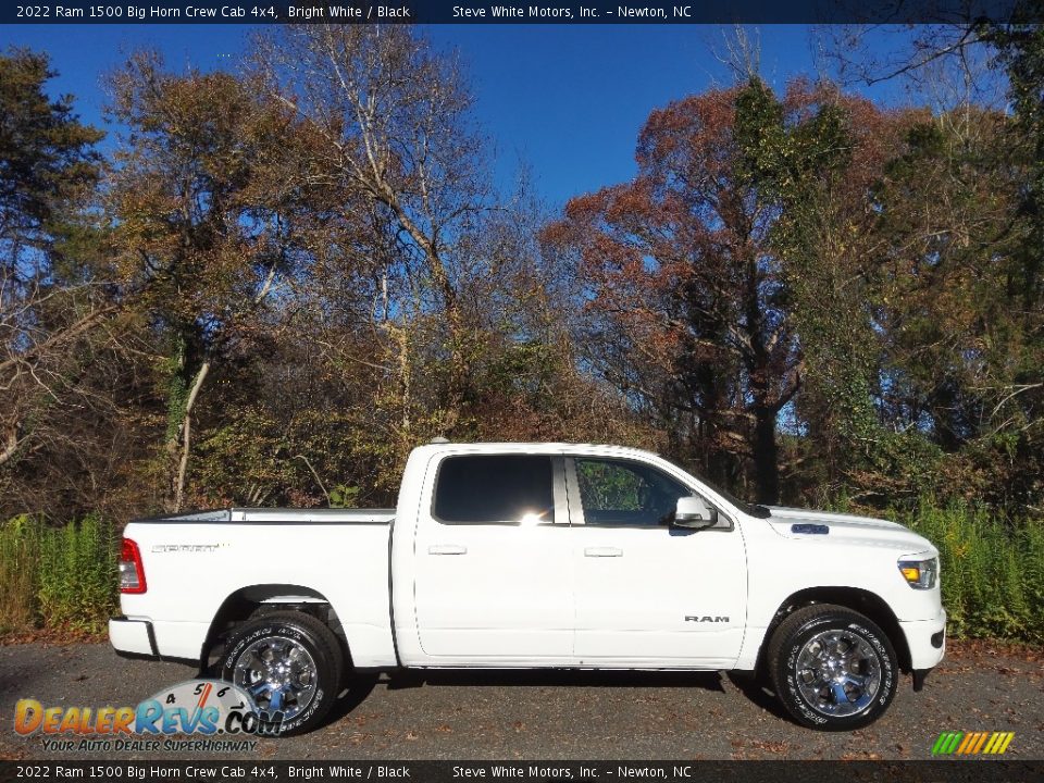 2022 Ram 1500 Big Horn Crew Cab 4x4 Bright White / Black Photo #5