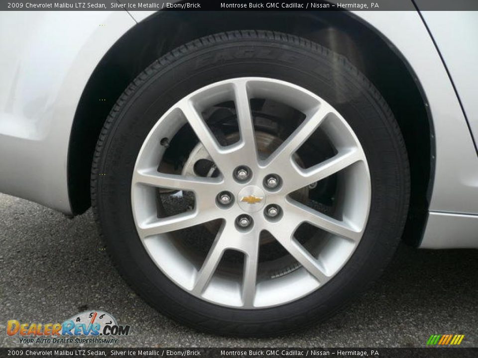 2009 Chevrolet Malibu LTZ Sedan Silver Ice Metallic / Ebony/Brick Photo #29