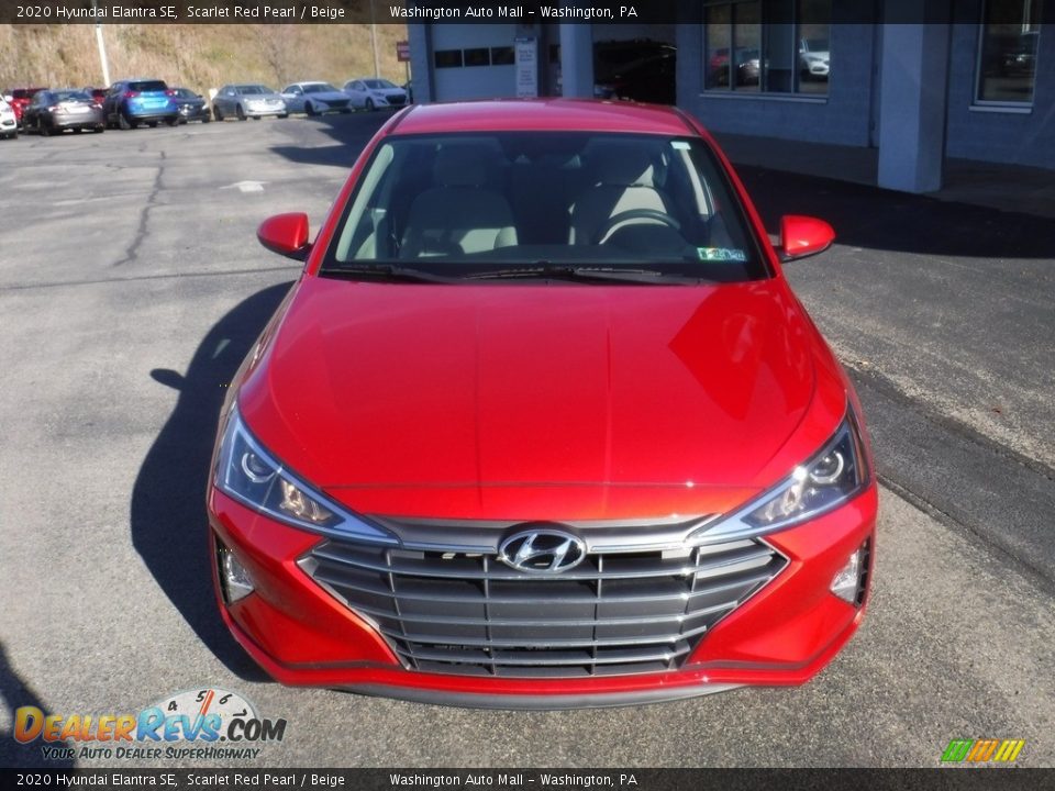 2020 Hyundai Elantra SE Scarlet Red Pearl / Beige Photo #4