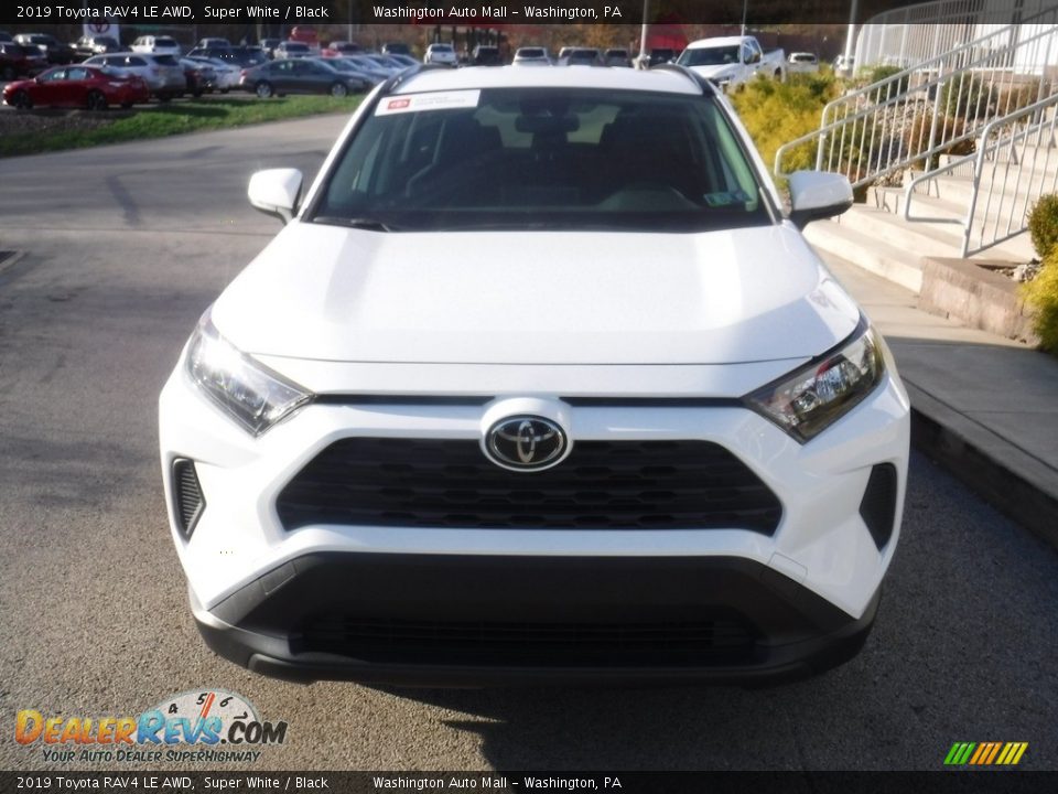 2019 Toyota RAV4 LE AWD Super White / Black Photo #11