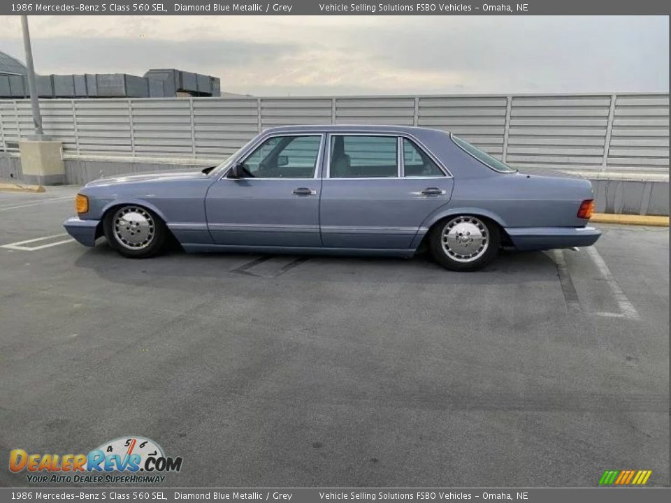 1986 Mercedes-Benz S Class 560 SEL Diamond Blue Metallic / Grey Photo #2