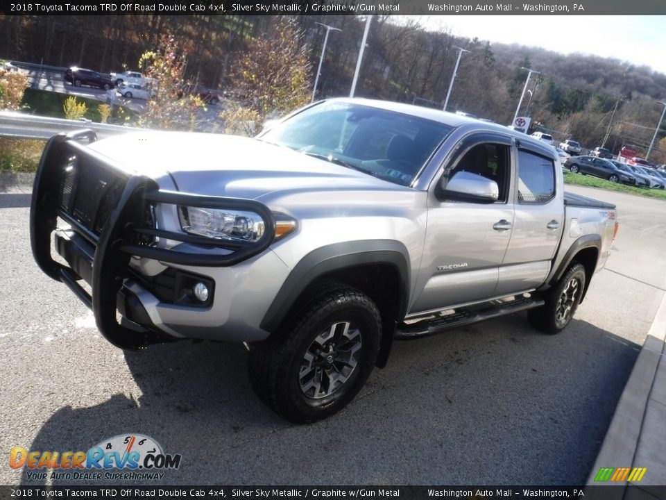 2018 Toyota Tacoma TRD Off Road Double Cab 4x4 Silver Sky Metallic / Graphite w/Gun Metal Photo #17