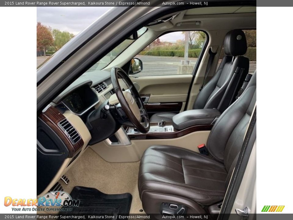 Front Seat of 2015 Land Rover Range Rover Supercharged Photo #10