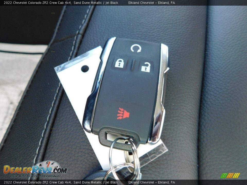 Keys of 2022 Chevrolet Colorado ZR2 Crew Cab 4x4 Photo #28