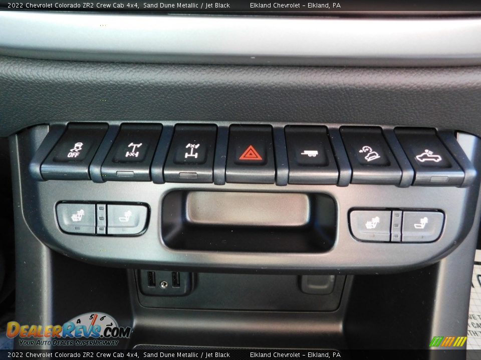 Controls of 2022 Chevrolet Colorado ZR2 Crew Cab 4x4 Photo #35
