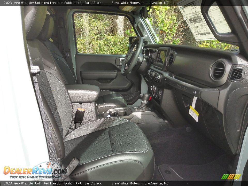 Front Seat of 2023 Jeep Wrangler Unlimited Freedom Edition 4x4 Photo #19