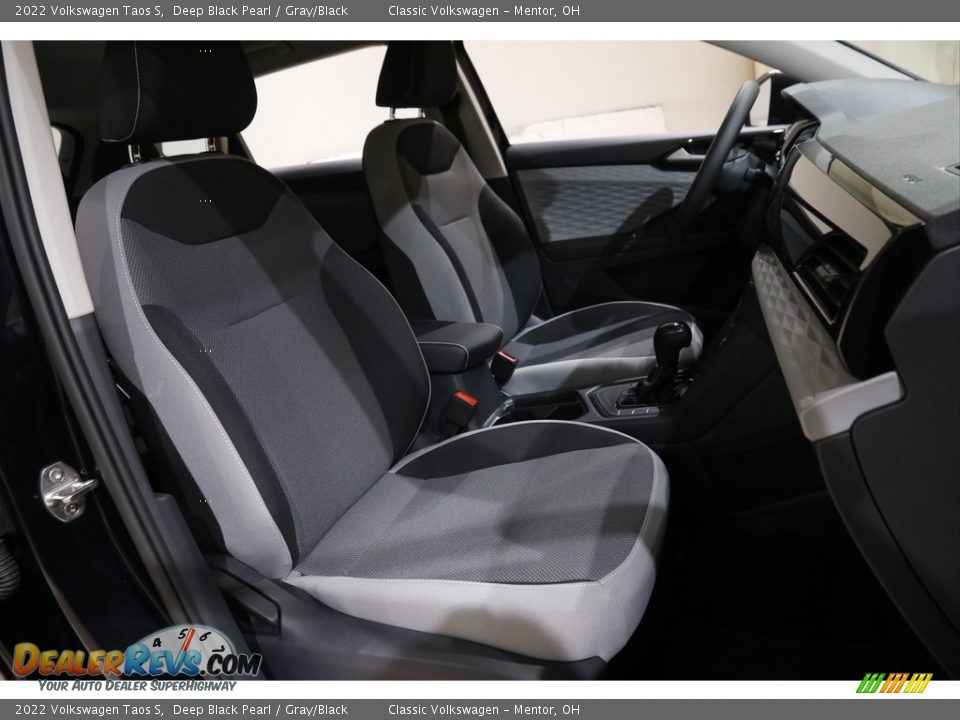 2022 Volkswagen Taos S Deep Black Pearl / Gray/Black Photo #14