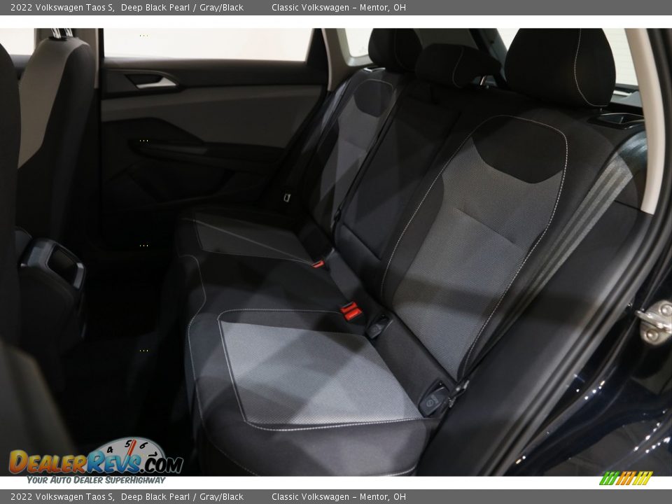 2022 Volkswagen Taos S Deep Black Pearl / Gray/Black Photo #16