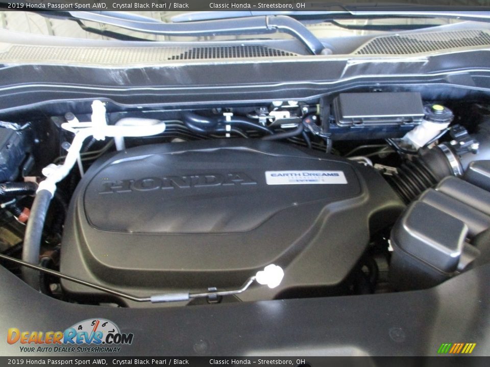 2019 Honda Passport Sport AWD Crystal Black Pearl / Black Photo #13