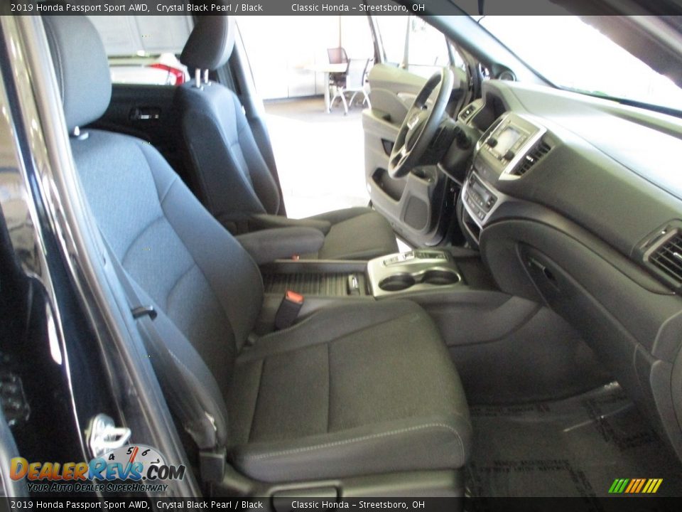 2019 Honda Passport Sport AWD Crystal Black Pearl / Black Photo #16