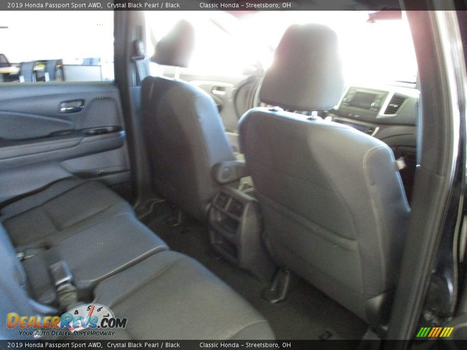 2019 Honda Passport Sport AWD Crystal Black Pearl / Black Photo #18