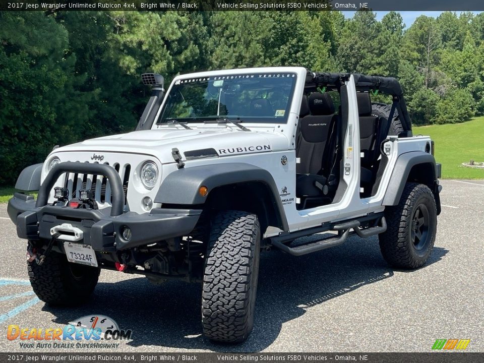 2017 Jeep Wrangler Unlimited Rubicon 4x4 Bright White / Black Photo #9