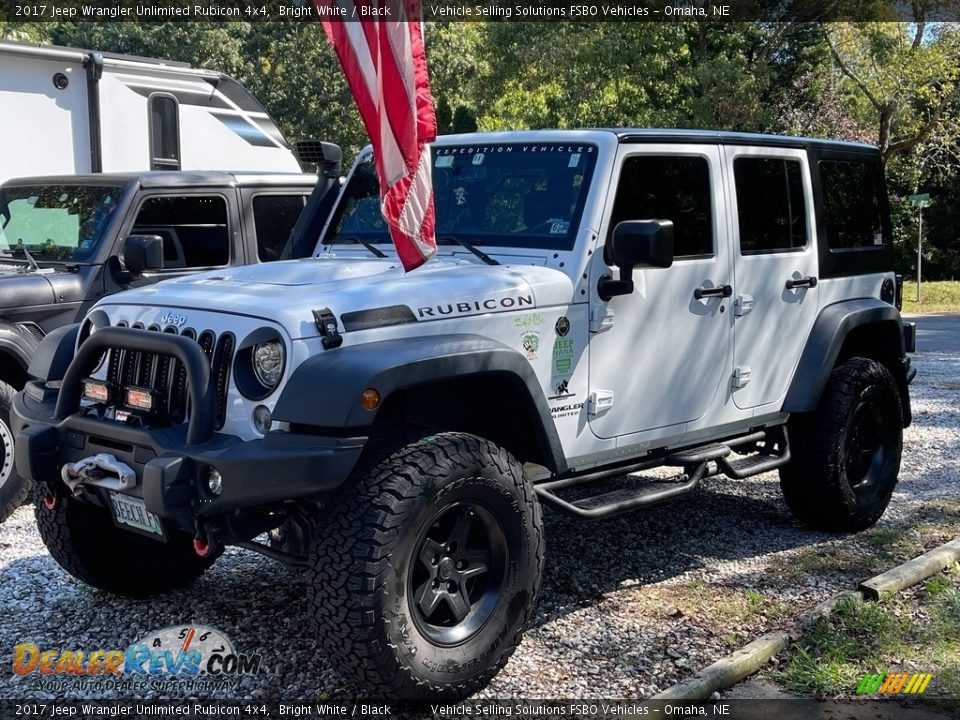 2017 Jeep Wrangler Unlimited Rubicon 4x4 Bright White / Black Photo #13