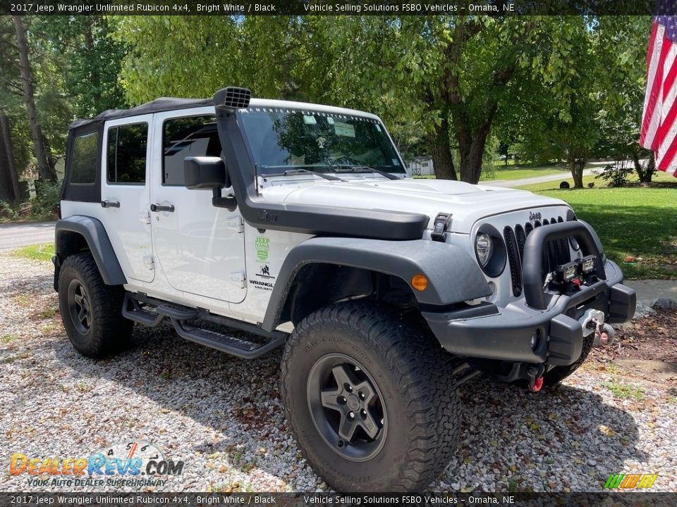 2017 Jeep Wrangler Unlimited Rubicon 4x4 Bright White / Black Photo #18