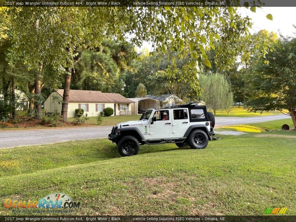 2017 Jeep Wrangler Unlimited Rubicon 4x4 Bright White / Black Photo #20