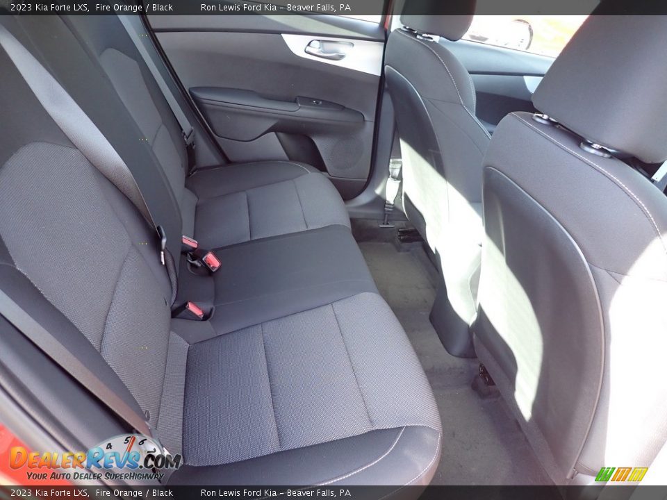 2023 Kia Forte LXS Fire Orange / Black Photo #10
