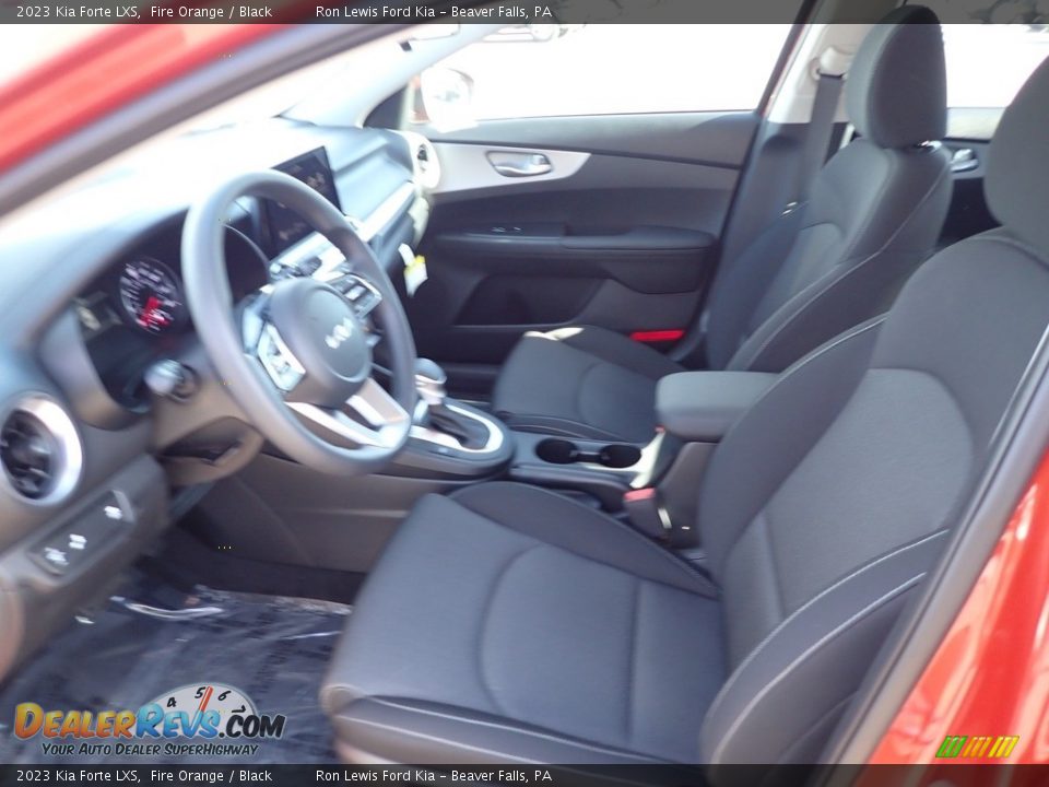 2023 Kia Forte LXS Fire Orange / Black Photo #14