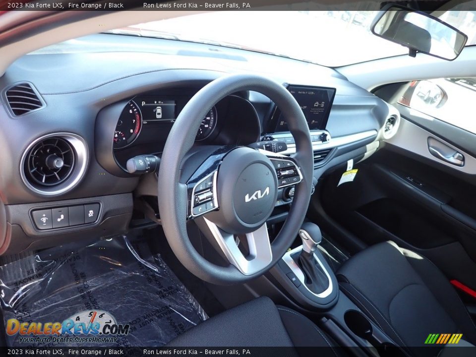 2023 Kia Forte LXS Fire Orange / Black Photo #19