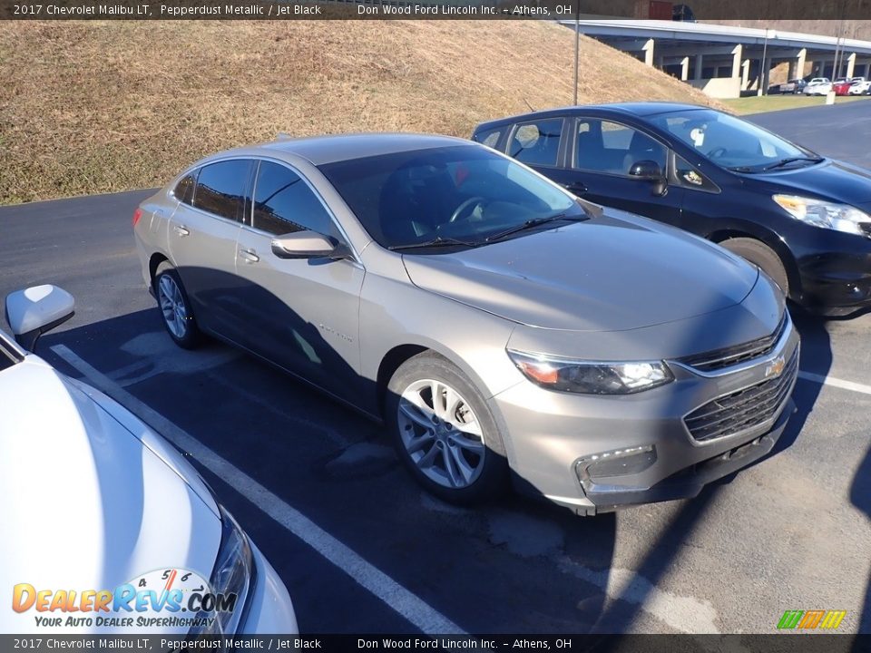 2017 Chevrolet Malibu LT Pepperdust Metallic / Jet Black Photo #2