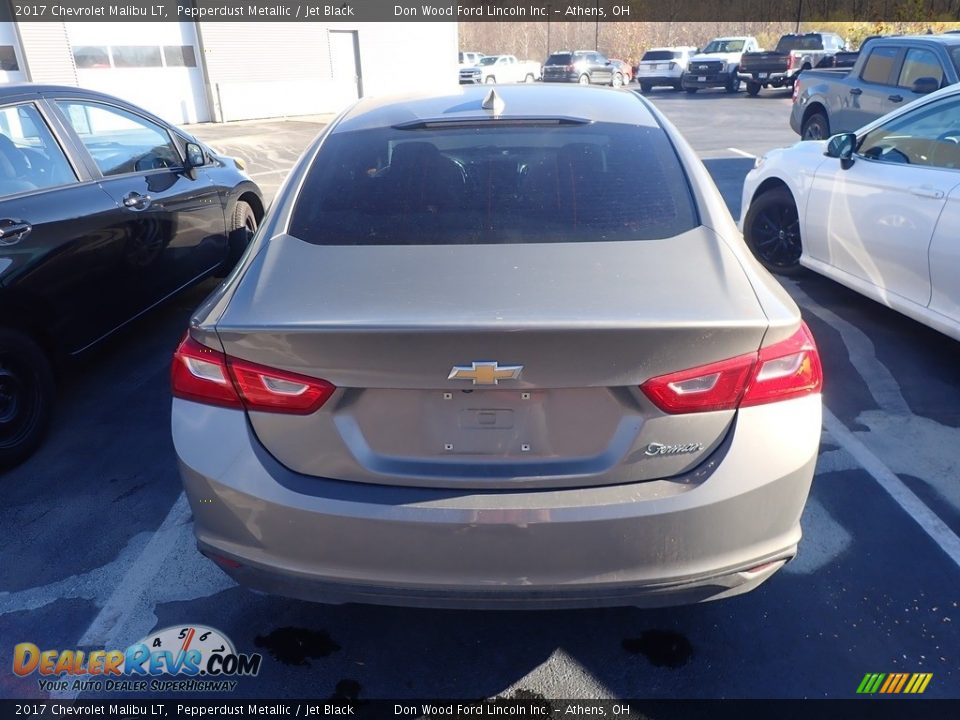 2017 Chevrolet Malibu LT Pepperdust Metallic / Jet Black Photo #9