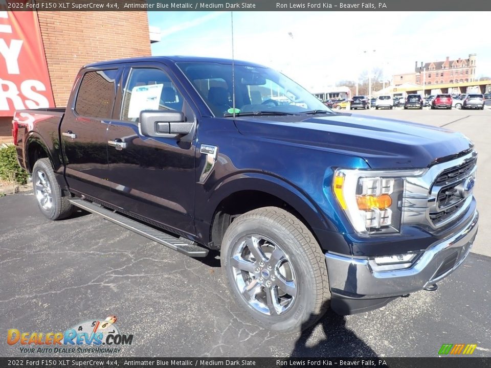 2022 Ford F150 XLT SuperCrew 4x4 Antimatter Blue Metallic / Medium Dark Slate Photo #2