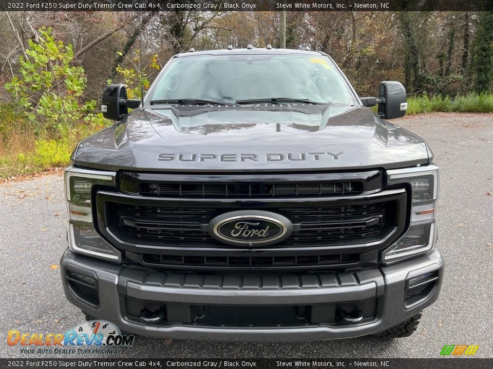 2022 Ford F250 Super Duty Tremor Crew Cab 4x4 Carbonized Gray / Black Onyx Photo #4