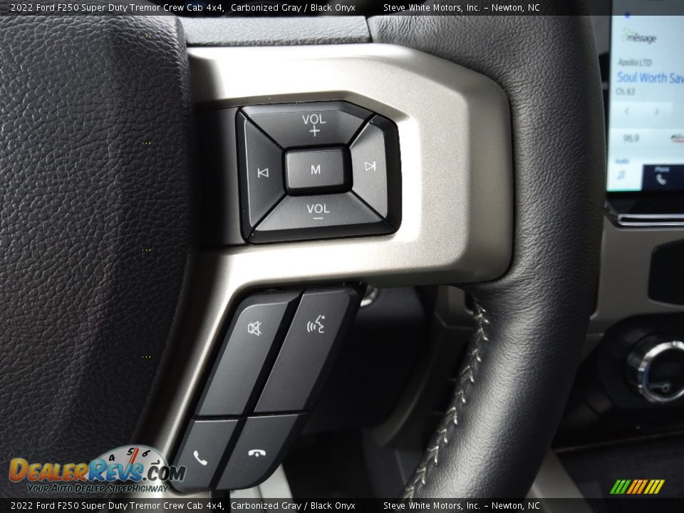 2022 Ford F250 Super Duty Tremor Crew Cab 4x4 Steering Wheel Photo #23