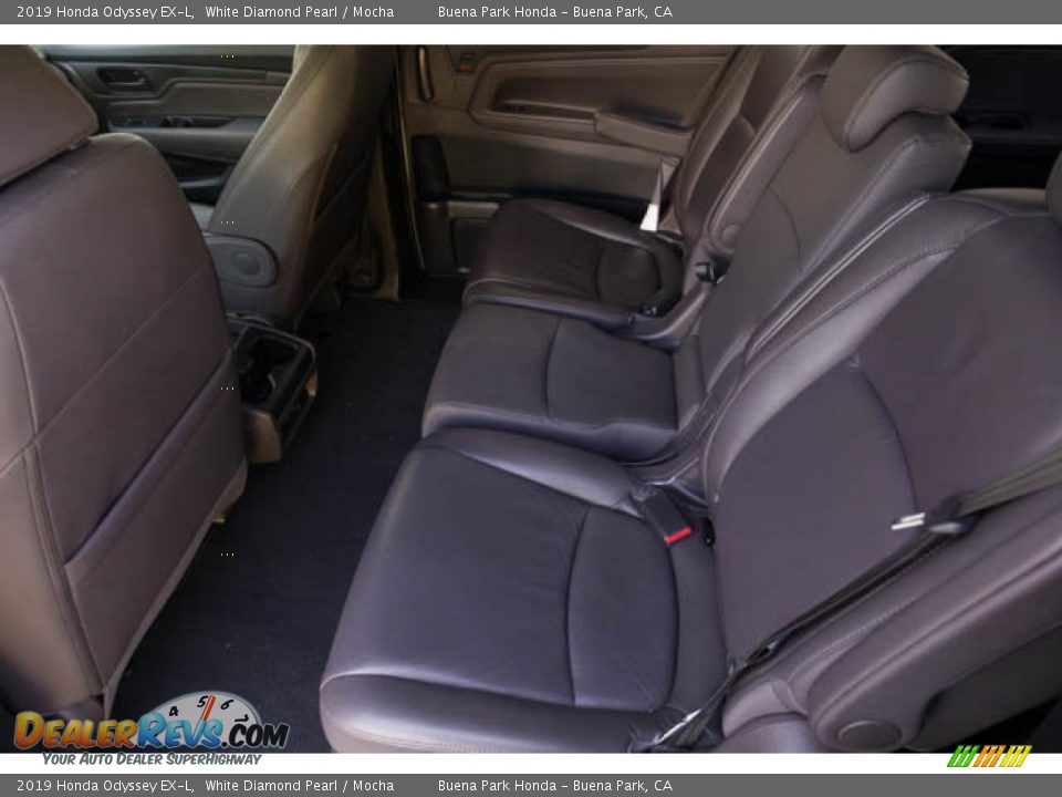 2019 Honda Odyssey EX-L White Diamond Pearl / Mocha Photo #4